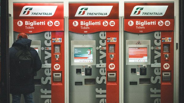 Hoe kun je de Nederlandse geschiedenis ervaren door middel van lokale tours?